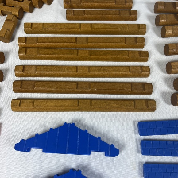 Lot Of 118 Clean Wooden Lincoln Logs And Roof Pieces For Building K'NEX 2014 - Picture 7 of 10